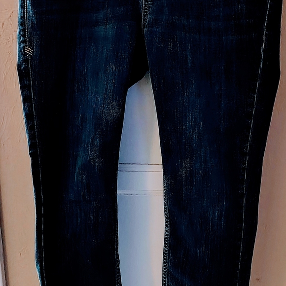 A.N.A. A New Approach Denim - Women's Ana Skinny Petite 30/10P Jeans. Very Good Condition.